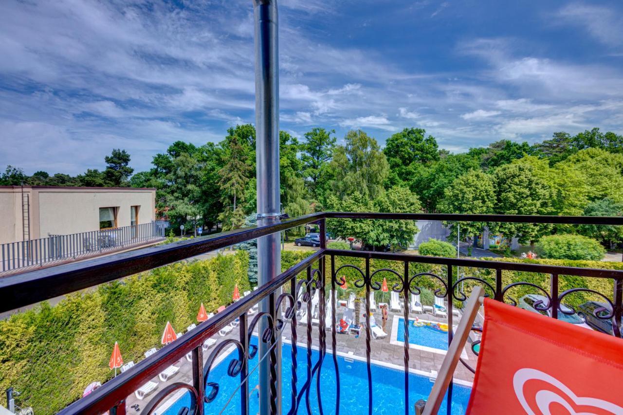Bed and Breakfast Ambre Mare - Wypoczynek Pod Palmami Pobierowo Exterior foto