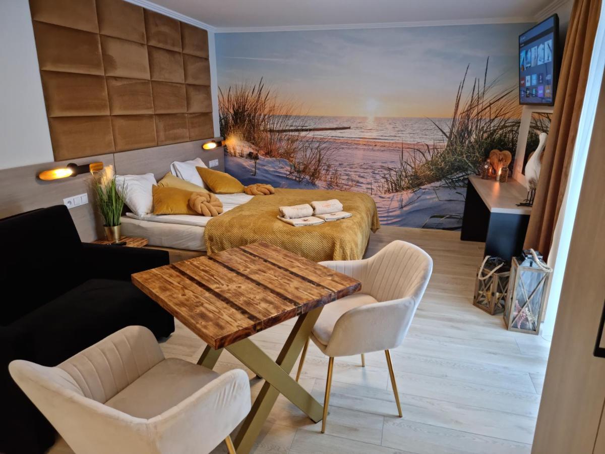 Bed and Breakfast Ambre Mare - Wypoczynek Pod Palmami Pobierowo Exterior foto