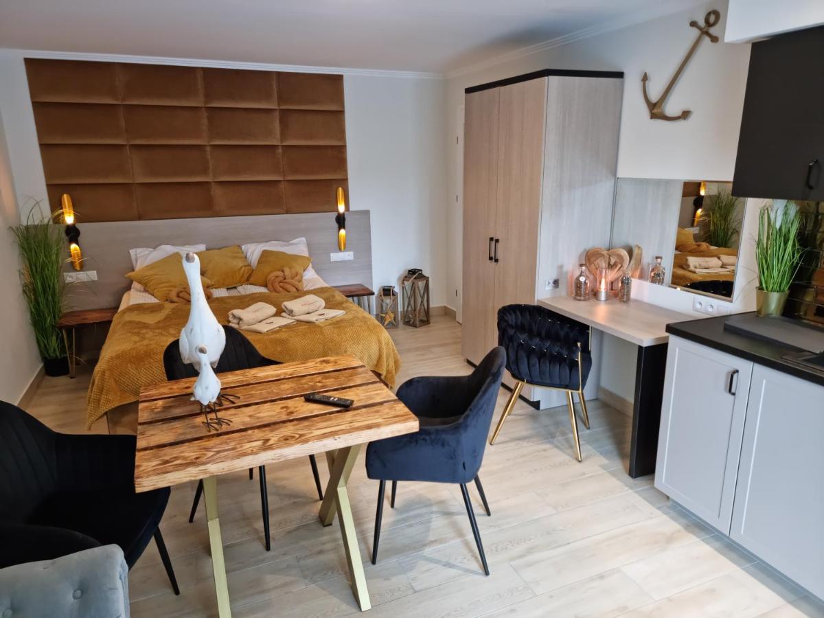 Bed and Breakfast Ambre Mare - Wypoczynek Pod Palmami Pobierowo Exterior foto