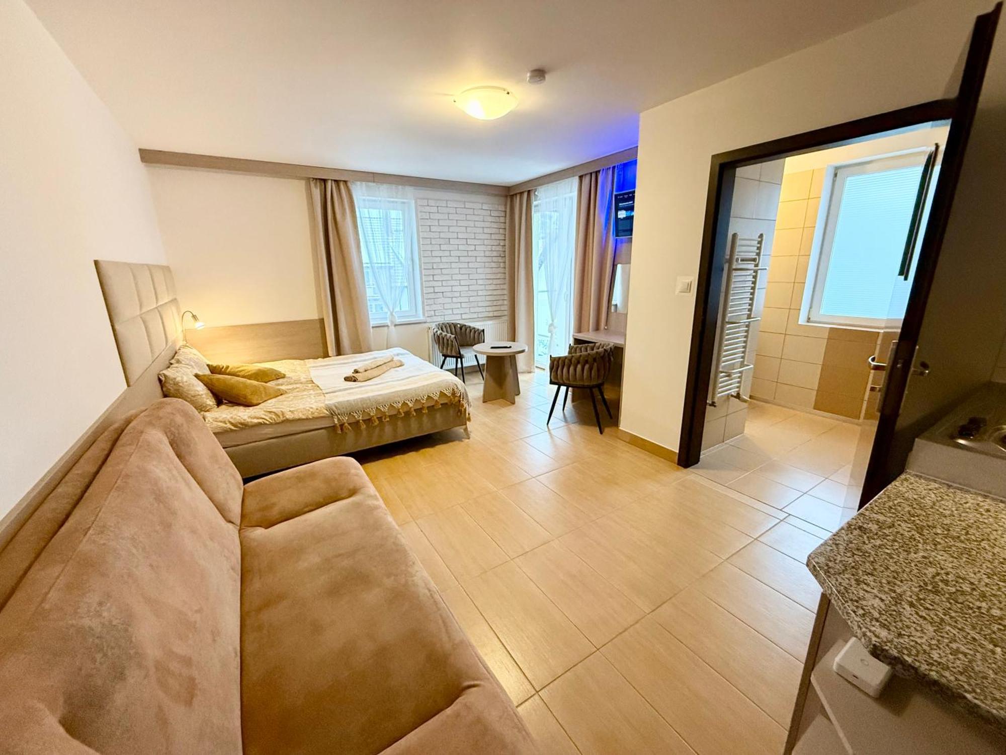 Bed and Breakfast Ambre Mare - Wypoczynek Pod Palmami Pobierowo Exterior foto